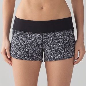 Daisy Dust Alpine Lululemon Speed Up Shorts Sz 6